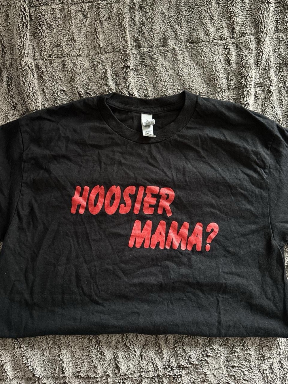 Black Hoosier Mama? Gildan T-shirt